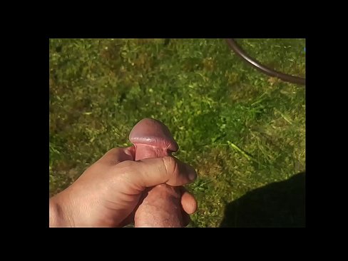 ❤️ A guapa quente recibe o seu coño rosa fodido e corre cun chorro nun xardín de verán ❤ Super porno en % gl.com-full-porner.ru % ️❤