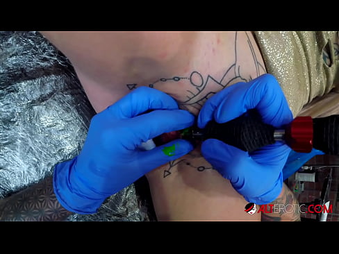 ❤️ Sully Savage, moi tatuada, tatuouse no clítoris ❤ Super porno en % gl.com-full-porner.ru % ️❤